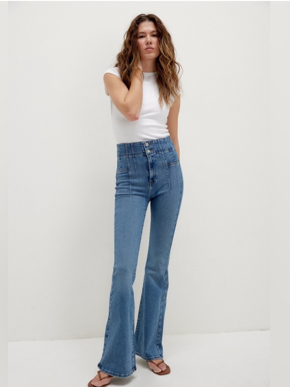 We the Free Jayde Flare 32” Inseam Semi Stretch Dark Indigo Flare Jeans Size 28